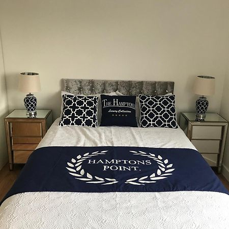 Hamptons Point Leilighet Enfield Eksteriør bilde
